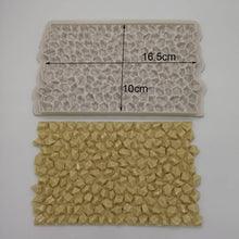 Load image into Gallery viewer, Flower Border Silicone Mold
